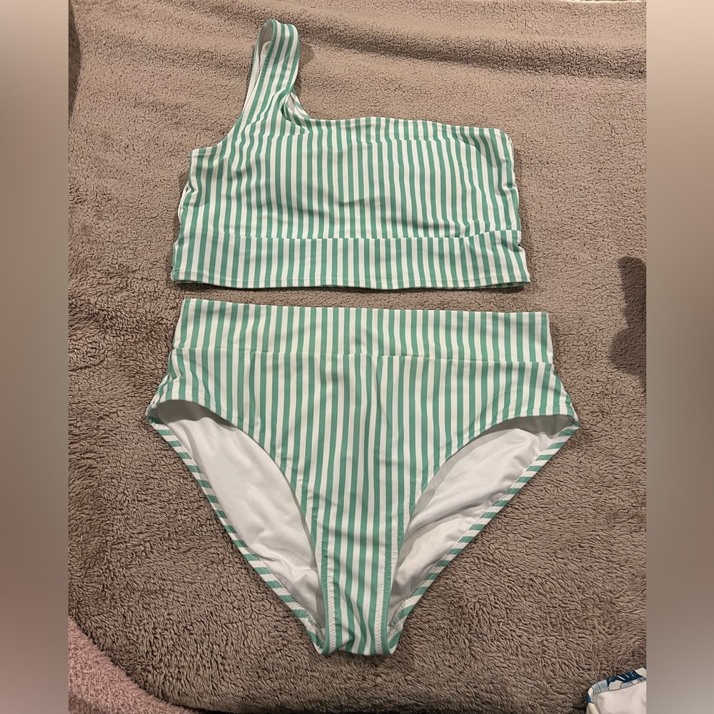 Old navy bikini set